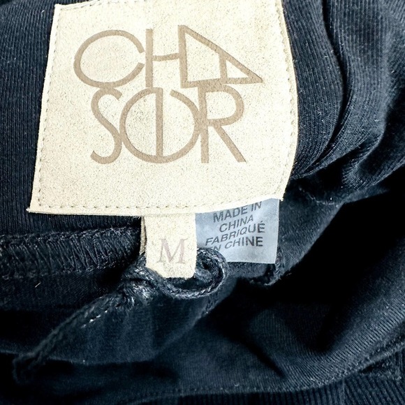 Chaser NWT Activewear Scoop Neck Strappy O Ring Cropped Top Black Size Medium - Picture 4 of 4